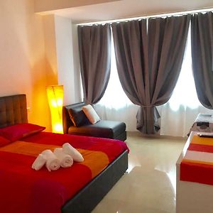 Studio con letto king size